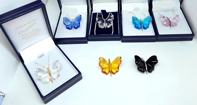 LALIQUE BUTTERFLY IN SPARKLING BEAUTIFUL CRYSTAL  SIGNED & BOXED - Image 1 of 4