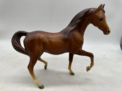 Breyer Molding Co Chestnut Brown Arabian Mare Horse 8" Horse - Image 1 of 4