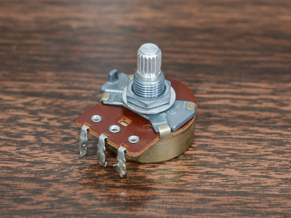 KENWOOD TL-922A PARTS: RF VOLT/ALC ADJUSTMENT POT - Image 1 of 1