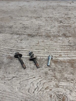 1982-1983 1982 82 YAMAHA XJ650 XJ 650 MAXIM LUZ DE CABEZA SOPORTE MONTAJE DELANTERO PERNOS Foto 1 de 4