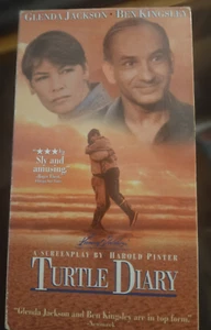 Turtle Diary -Ben Kingsley Glenda Jackson Nigel Hawthorne-VHS-HTF - Imagen 1 de 2