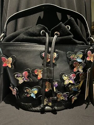 Bolso de Mano Sharif Cuero y Gamuza Estilo Bucket Mariposa. Nuevo con etiqueta. Foto 1 de 4