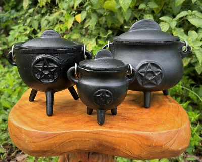 Pentagram Cast Iron Cauldron With Lid & Carry Handle (Pentacle Witch Cauldron) - Image 1 of 4