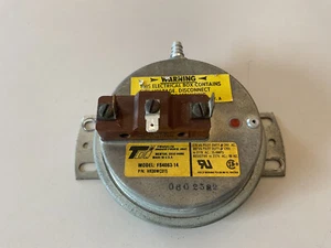 BRYANT CARRIER PAYNE HK06WC015 PRESSURE SWITCH TRIDELTA FS4083-14 - Picture 1 of 3
