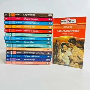 15 x Mills and Boon Romance Books - Bulk Lot Paperback Novels - Love - Picture 1 of 13