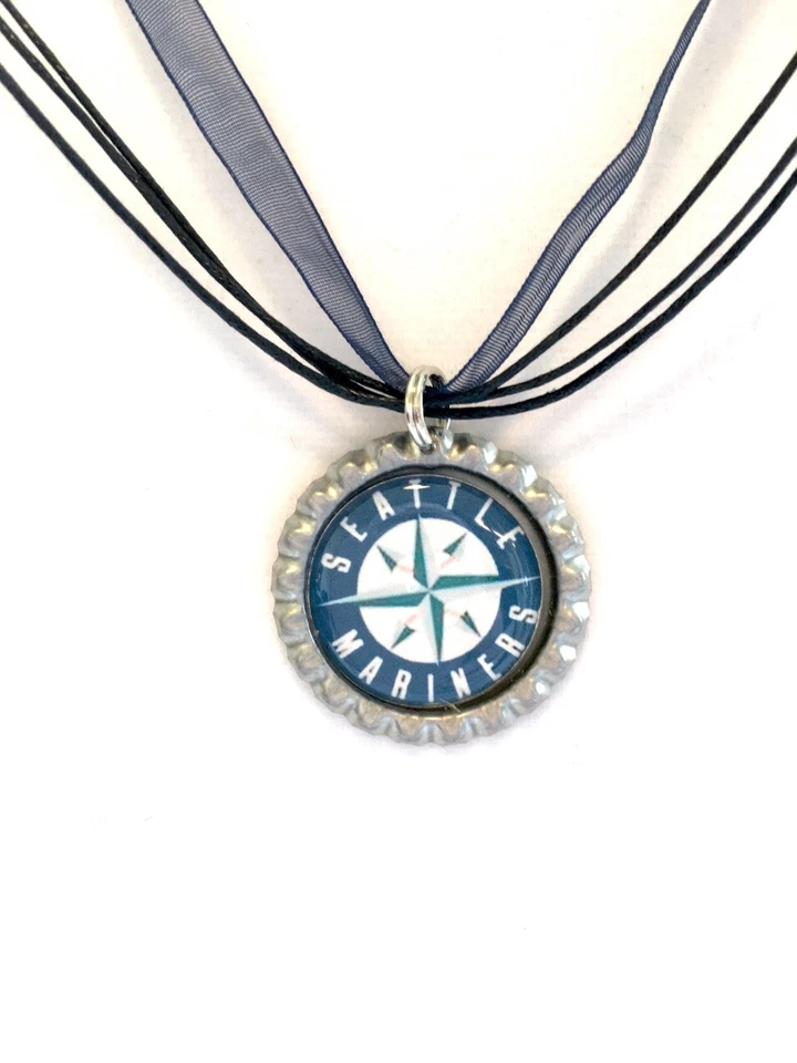 BASEBALL FANS!!  Seattle MARINERS Baseball Necklace - Image 1 of 1