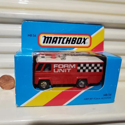 MATCHBOX Macau MB54F Red AIRPORT FOAM UNIT MONITOR Command Vehicle C9 Mint Boxed - Image 1 of 4
