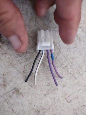 Переключатель педали тормоза Pigtail Only 1995 1996 1997 JAGUAR XJ6 VANDEN PLAS LNA6420BA - Изображение 1 из 4