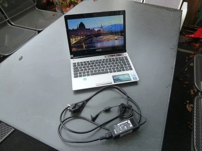 Asus U35F Laptop Windows 7 - Bild 1 von 4