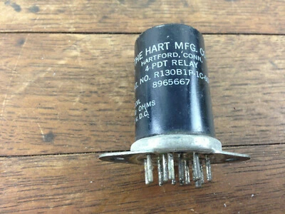 HART MFG. R130B1P1C607 4PDT RELAY 300 OHMS 28 VDC  #102 - Image 1 of 2