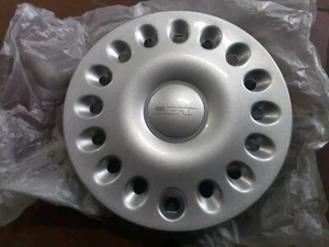 SEAT IBIZA VW POLO AUDI SKODA BORCHIA COPRIMOZZO NUOVO ORIGINALE 6K0601147B - Foto 1 di 6