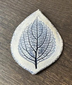 Artisan Handmade Art Pottery Jewelry Leaf Brooch Pin Clay Ceramic Signed Reese - Picture 1 of 5