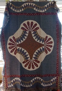 NWOT Woven Throw w/ Fringe Traditional Quilt Design Heather Blue Cream Brick Red - Picture 1 of 5