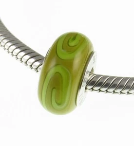 Chamilia 925 sterling silver GREEN OLIVE SCROLL Murano charm bead - Picture 1 of 7