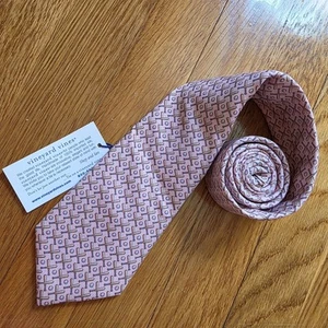 Vineyard Vines Neck Tie Youth Silk Pink Baseball Over Print Preppy Casual NWT - Picture 1 of 6