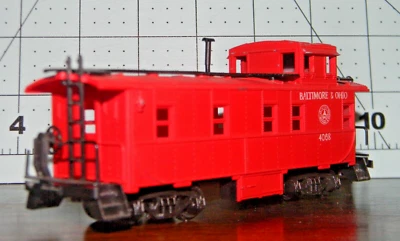 ROCO Caboose ~ Baltimore & Ohio ~ Western Style Rd# B&O 4068 - HO - Image 1 of 4