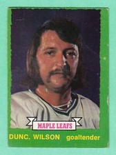 (1) DUNC WILSON 1973-74 O-PEE-CHEE # 257 MAPLE LEAFS GOALIE GOOD CARD (I0236)