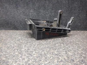 04 Harley Dyna FXD FXDL Fuse Box Retainer 36I - Picture 1 of 2