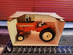 Allis Chalmers One-Seventy 1/16 Diecast Replica Collectible By SpecCast - Picture 1 of 8