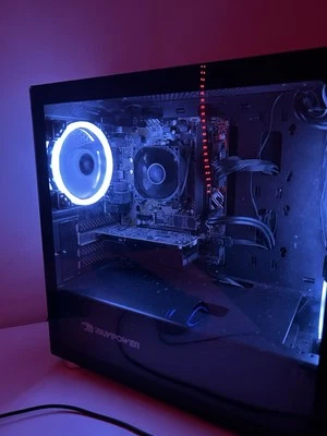 Accesorio para juegos de escritorio de alto rendimiento para PC te encantará 800 a 600 $ Foto 1 de 4