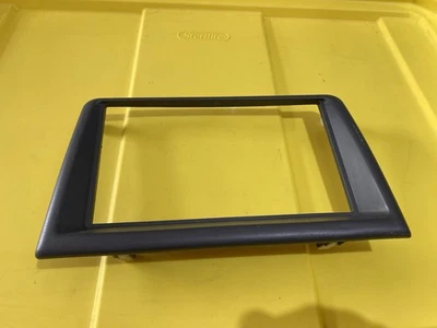 Mitsubishi Montero 1992-1995 SUV consola central radio bisel moldura Mr471868 OEM Foto 1 de 4