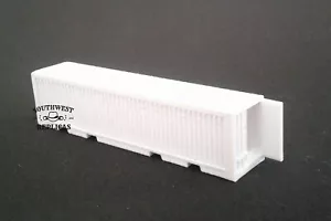 SW Réplicas Escala HO 240-1214: 40' CONTENEDOR DE CARGA - PUERTA DERECHA ABIERTA - BLANCO - Imagen 1 de 3