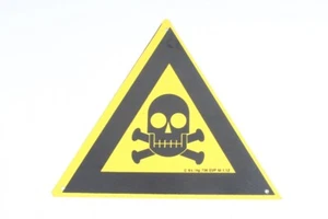 Warning Sign Caution Danger Skull Poison Yellow 18cm x 21cm - Picture 1 of 4