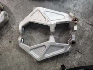 Ski-doo Gsx SS 500 600 800 MXZ RENEGADE  Rev Xp Ski Leg Spindle Knuckle Left Rig - Picture 1 of 1