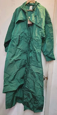 NIKE TECH PACK Green Long Full Zip Women's Jacket - Size Small - Authentic - Image 1 of 4