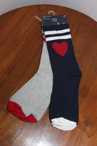 GAP KIDS GIRLS CREW SOCKS 2-PAIR SET HEART STRIPED GRAY NAVY RED WHITE SIZE M - Picture 1 of 2