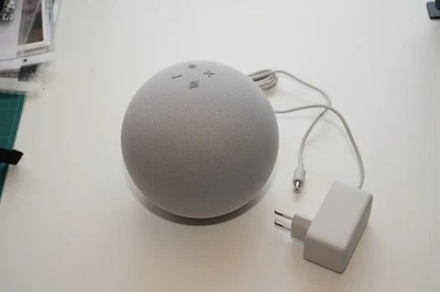 Amazon Echo 4. Generation Weiß - Alexa, Smart Speaker, Lautsprecher - Bild 1 von 3