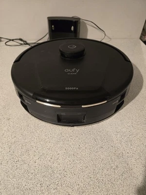 Eufy Clean L60 Hybrid Robot Vacuum 5000Pa with Charging Base – Tested Working - Image 1 of 4