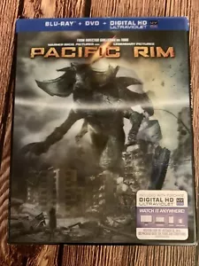 Pacific Rim {Blu-Ray + DVD, 3 Disc Set} Slipcover - Picture 1 of 6