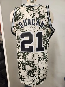 Mitchell & Ness NBA 20143-14 San Antonio Spurs Alt Legacy Jersey - Tim Duncan - Foto 1 di 3