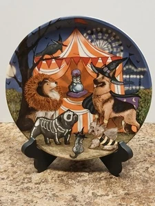 Retired Pier 1 Carinval Halloween Dogs Plate Park Avenue Puppies Collectible  - Picture 1 of 7