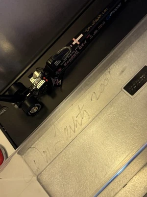 RARO DON GARLITS FIRMADO TOP FUEL DRAGSTER 1992 KENDALL 1:24 CON ESTUCHE AUTOGRAFIADO Foto 1 de 4