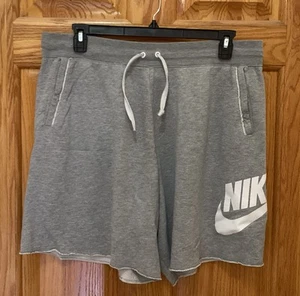 Nike Mens Size XL Gray / White 8” Activewear Shorts CM-708 - Picture 1 of 5