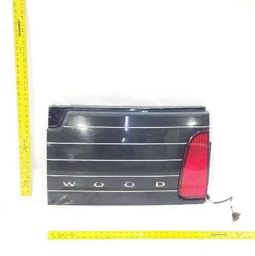 Lincoln Blackwood 2002 2003 OEM puerta trasera derecha completa con luz Foto 1 de 4