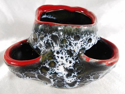 TRES BEAU VASE / PIQUE FLEURS ABSTRAIT  EN FAÏENCE   - Photo 1/4