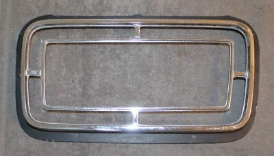 1970 Ford Custom Galaxie 500 LTD Fastback Convert NOS MOLDURA TRASEIRA DA PORTA DA LANTERNA TRASEIRA - Imagem 1 de 4