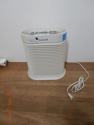 Purificador de aire Honeywell True HEPA - blanco (HPA105TGT) Foto 1 de 4
