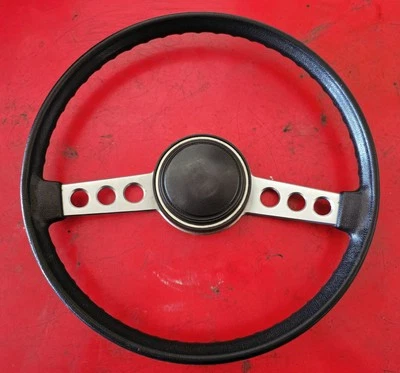 1970-74 MOPAR E BODY DODGE PLYMOUTH CHALLENGER BARRACUDA CUDA STEERING WHEEL - Image 1 of 4