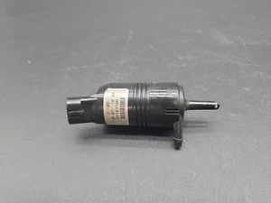 99–06 Silverado Sierra Washer Reservoir Tank Pump 22143196 | OEM X5-100 - Picture 1 of 6