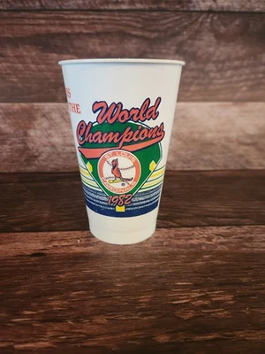 St Louis Cardinals 1982 World Champions VTG Plastic Cup Beer Soda Busch Stadium - Image 1 of 4