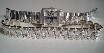 Conjunto de reloj y pulsera de hip hop informal de vestir con piedras con acabado plateado para hombre Foto 1 de 4