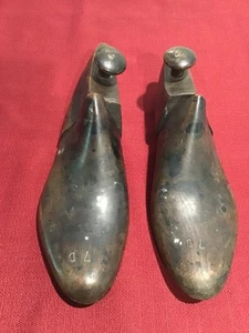 Vintage Wooden Wood Metal Shoe Form, Keeper Size 7D" Cobbler Shaper Mold - Picture 1 of 5