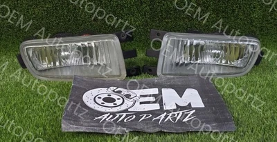 Lexus GS300 Toyota Aristo 1998-2005 Bumper Fog lights Pair Oem Jdm used - Image 1 of 4