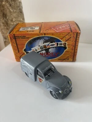 Voiture miniature Norev Hachette  2CV AZU Vache Qui Rit 1/43 BOITE Collection C8 - Photo 1/4