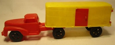 Vintage Playwell Prod. Inc. Semi-truck U.S.A. - Image 1 of 4