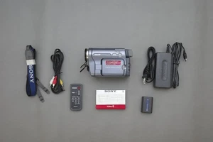 Sony Handycam Hi-8 Analog Camcorder CCD-TRV228E S Video Tape or TAPELESS SETUP - Picture 1 of 16